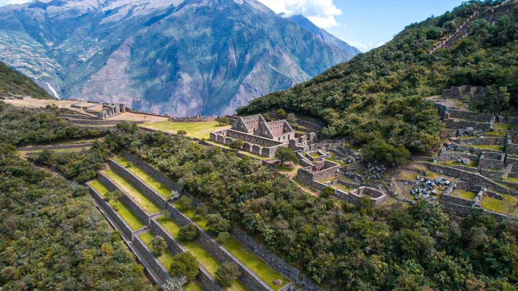 choquequirao trek 8 days