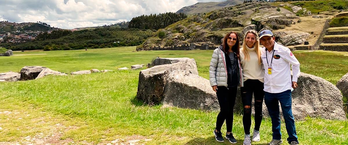 tour cusco machupicchu montana de colores