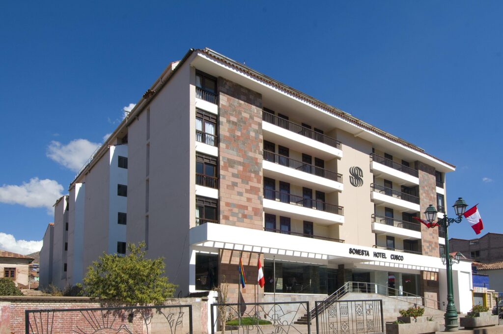 Sonesta Hotel Av.Sol