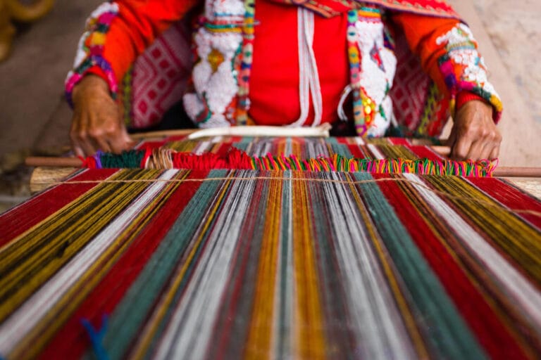 peruvian-textile-art