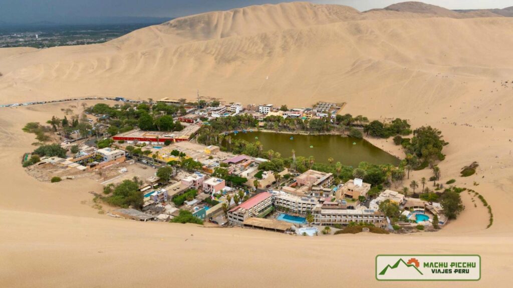 Tour desde Mexico a Peru en 9D/8N - Oasis Huacachina Oasis Huacachina