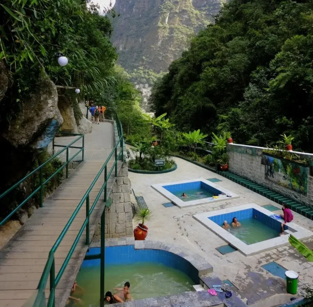 banhos termais de aguas calientes