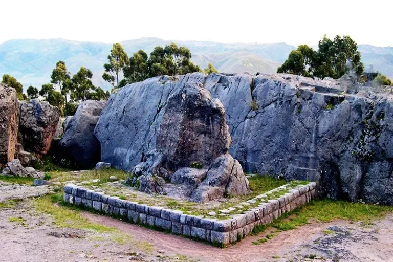 Complejo arqueológico qenqo