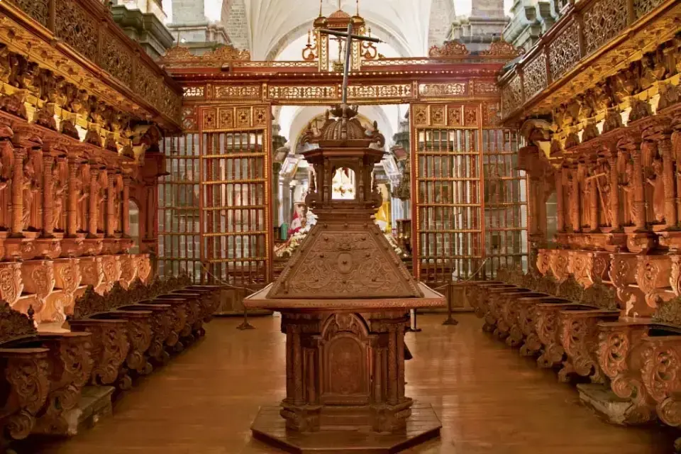Catedral del Cusco: precios, horarios y qué ver en 2026 - silleria del coro silleria del coro