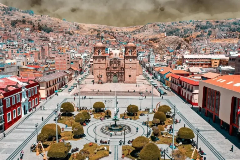 plaza mayor de puno