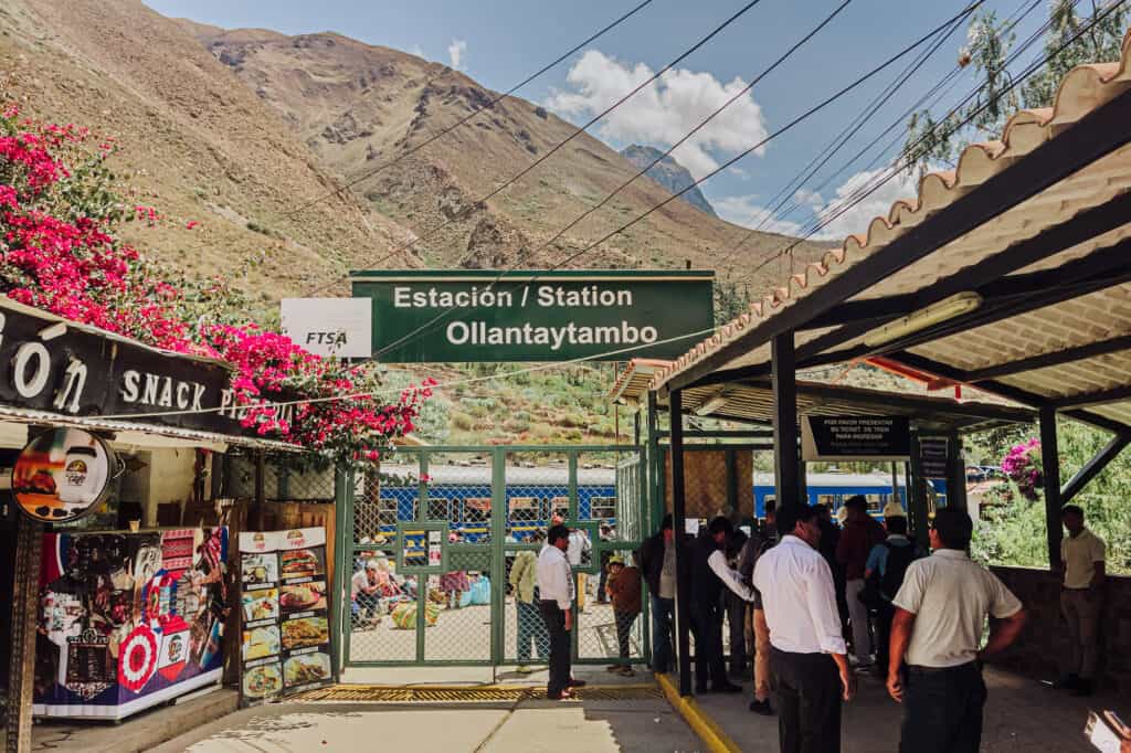 estación de Ollantaytambo