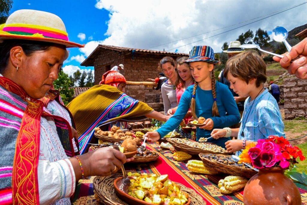 Turismo vivencial en el Valle Sagrado: experiencias auténticas con comunidades andinas - Turismo vivencial Turismo vivencial