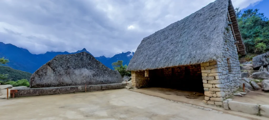Sacred Rock of Machu Picchu: Meaning, Location, and Visit - circuito realeza Circuit 2