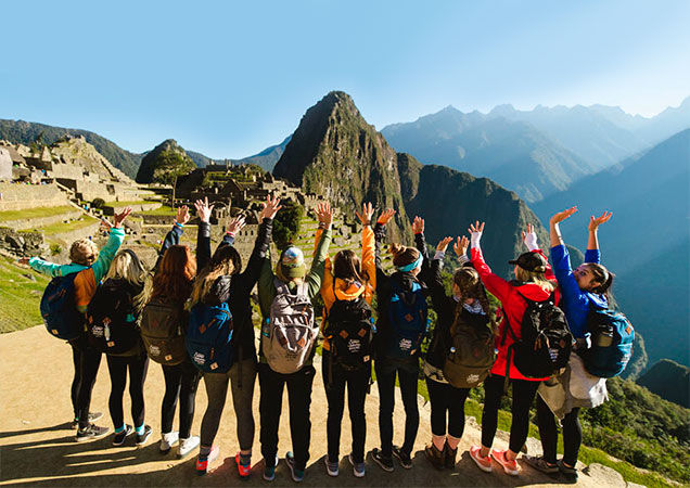 Differences between visiting Machu Picchu on a private or group tour - Machu Picchu en Grupo Machu Picchu en Grupo