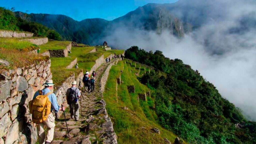 Inca Trail rules, permits, requirements, and prohibitions - Camino inca trek 1 Camino inca trek 1