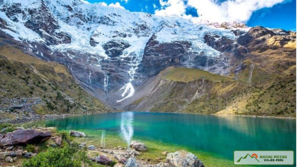 Beneficios del Trekking en Perú - Laguna Humantay Laguna Humantay